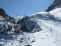 Travesía invernal al Mirador de Ordiales con nieve