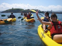 Práctica de kayak de mar